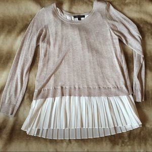 Tan & white pleat Sweater